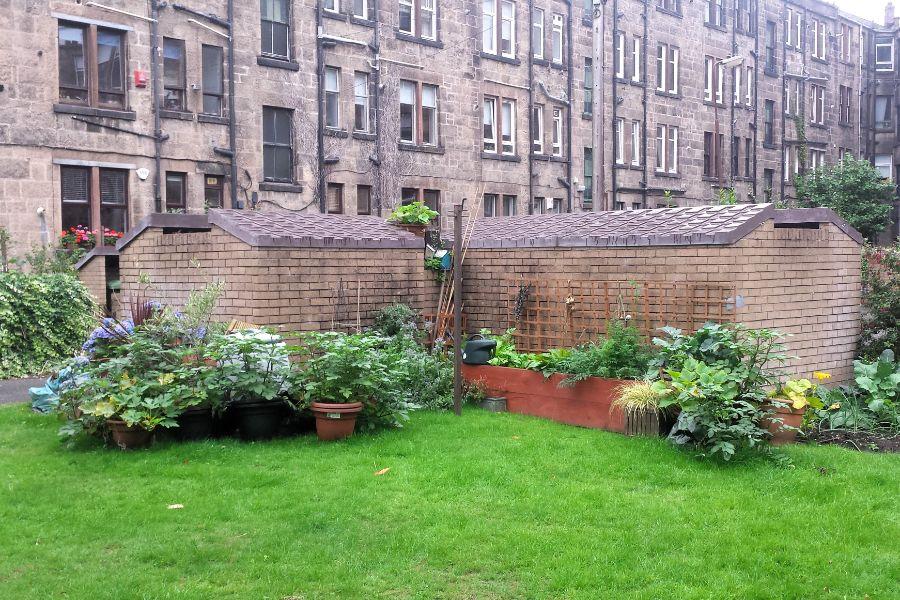 Local cleaning challenges in Edinburgh tenements stairwells townhouses and new build flats