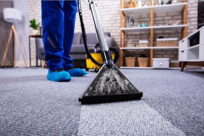 Pricing without surprises choosing between hourly deep and contract cleans with clear scopes and guarantees