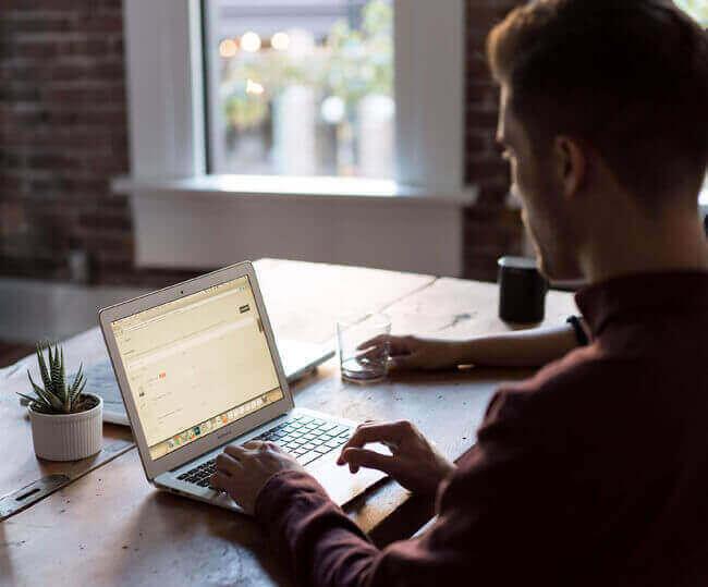 Practical recommendations for choosing a provider short lists trial cleans and red flags to avoid